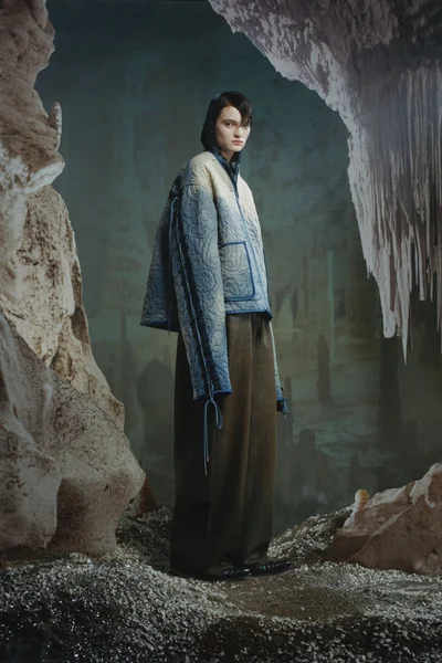 Look 12
